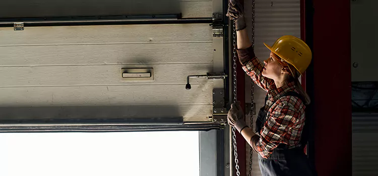 Addressing Common Garage Door Stoppage Issues in Tinley Park, IL